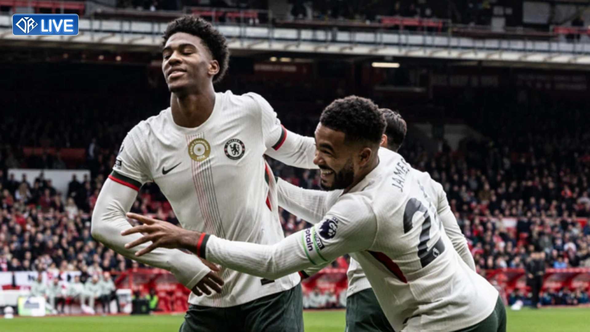 Chelsea thăng hoa, Ajax rơi tự do