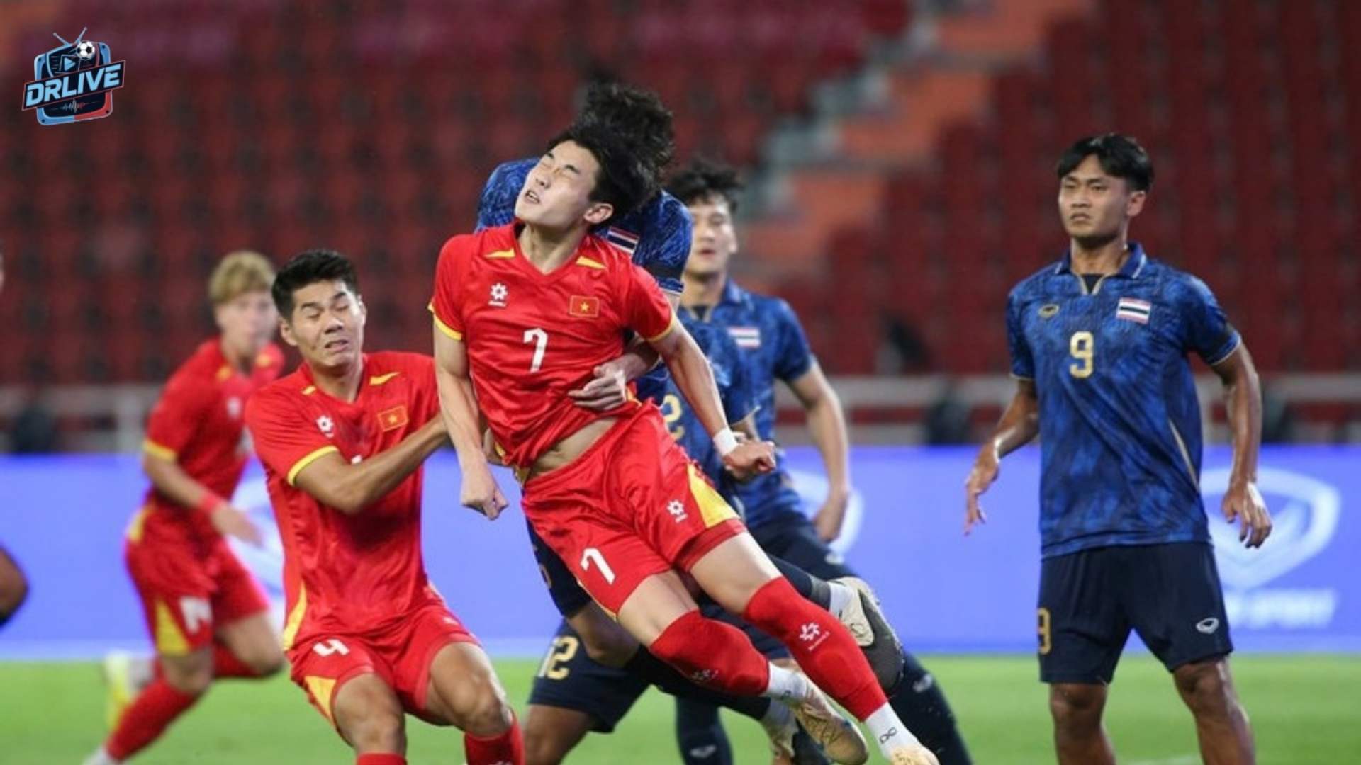 Việt Nam lội ngược vòng trước Thái Lan với tỉ số 3-2