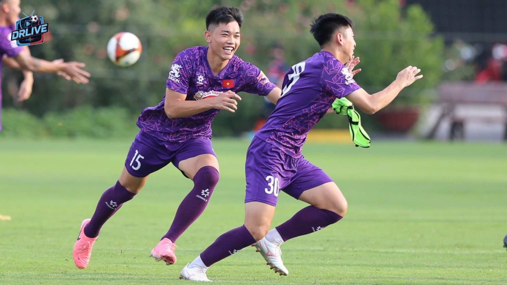 Báo chí Thái Lan liên tục lên tiếng